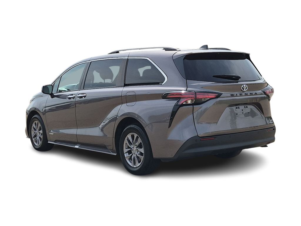Thumbnail: 2021 Toyota Sienna - 24