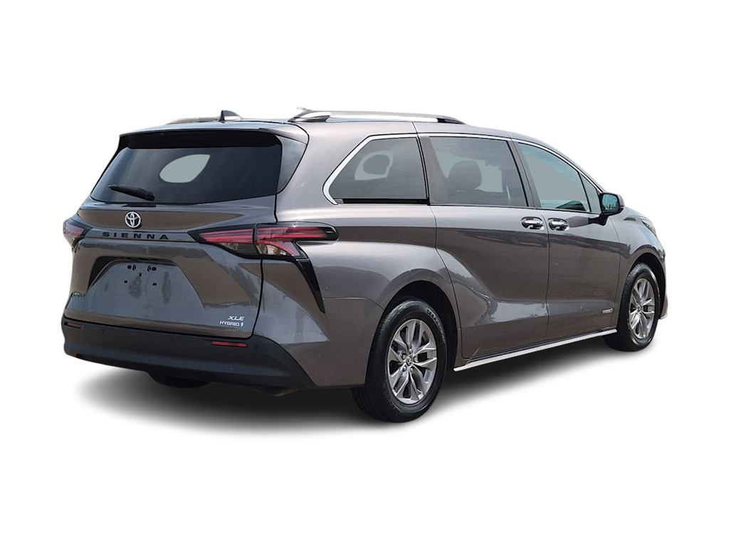 Thumbnail: 2021 Toyota Sienna - 21