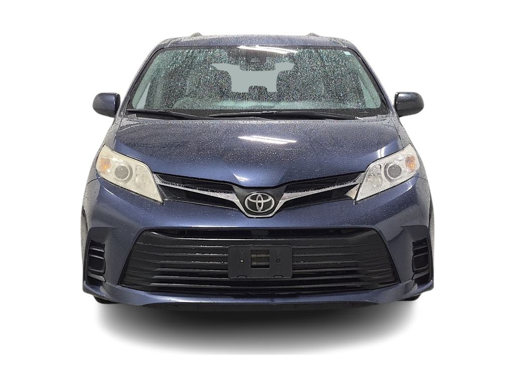 Thumbnail: 2018 Toyota Sienna - 6