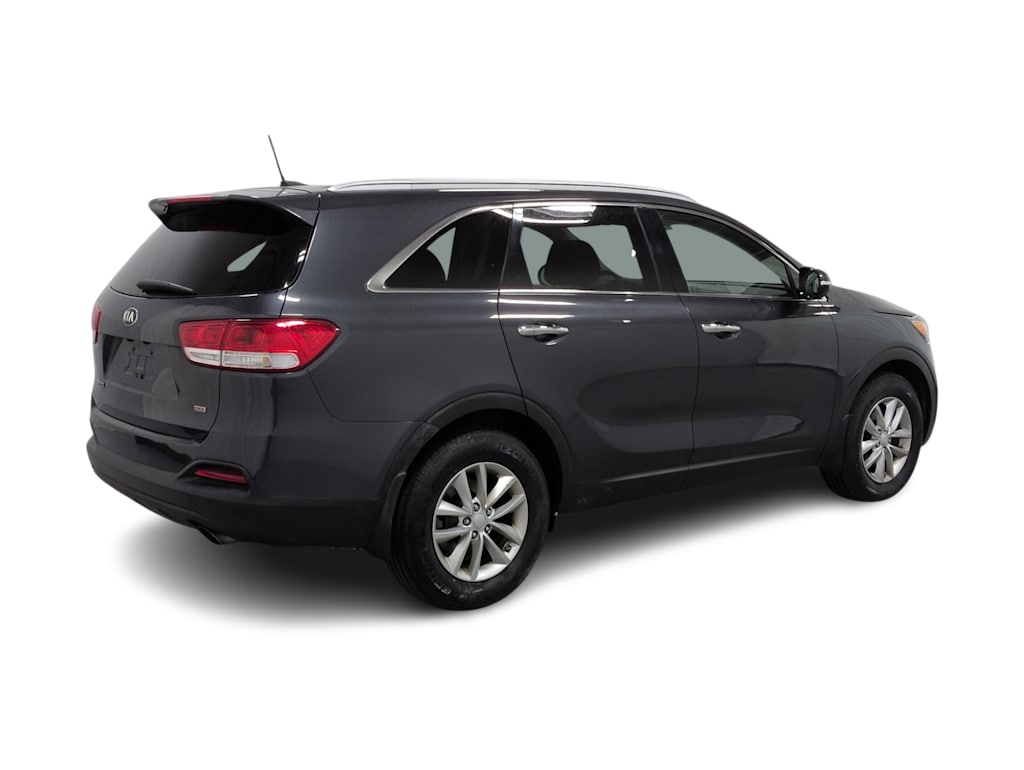 Thumbnail: 2016 Kia Sorento - 23