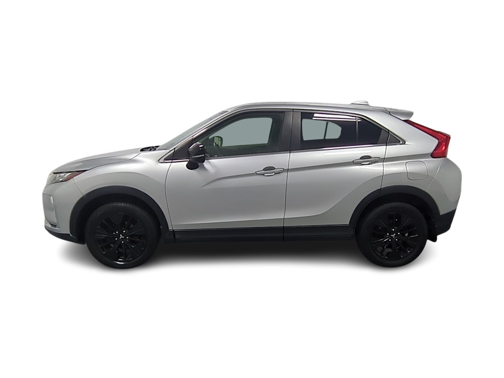 Thumbnail: 2018 Mitsubishi Eclipse Cross - 3
