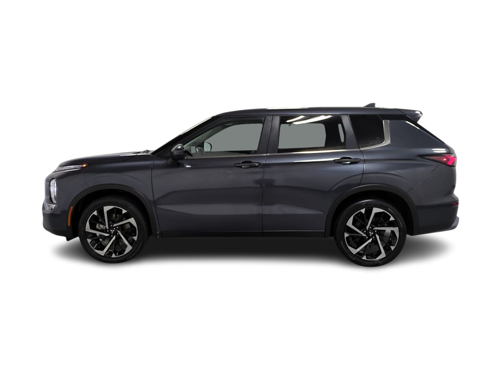 Thumbnail: 2025 Mitsubishi Outlander - 3
