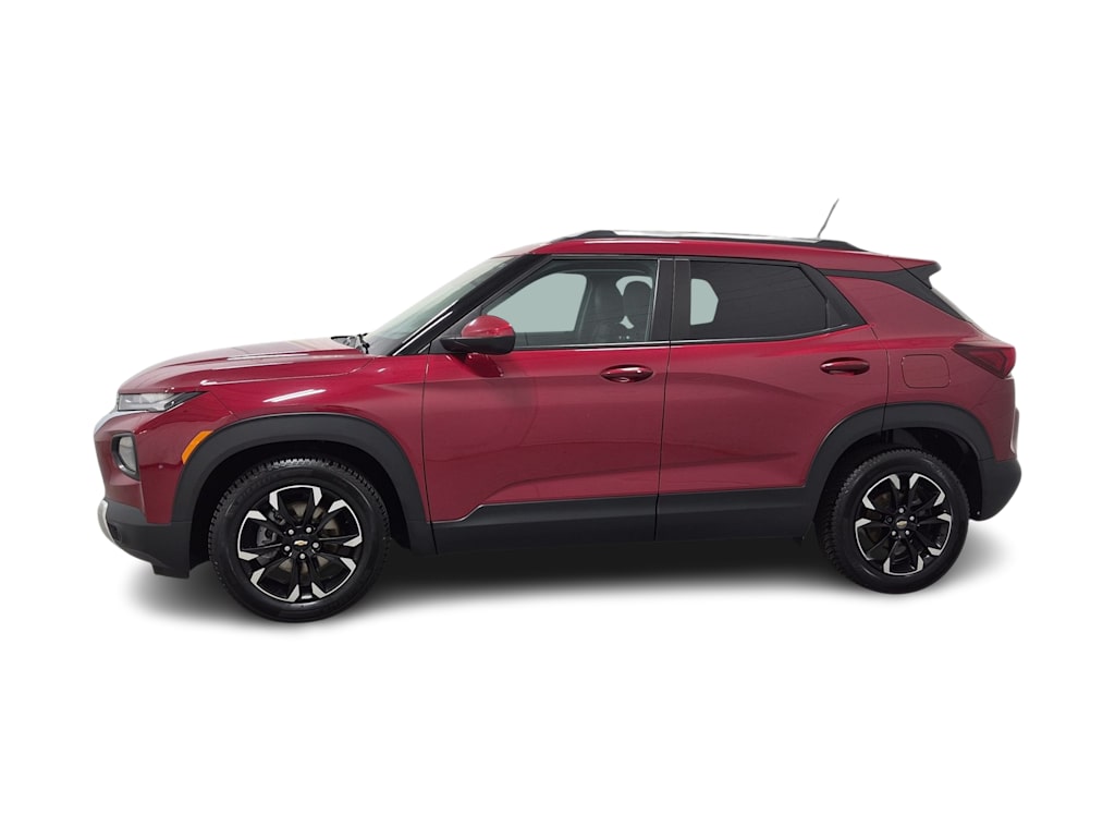 Thumbnail: 2021 Chevrolet TrailBlazer - 3