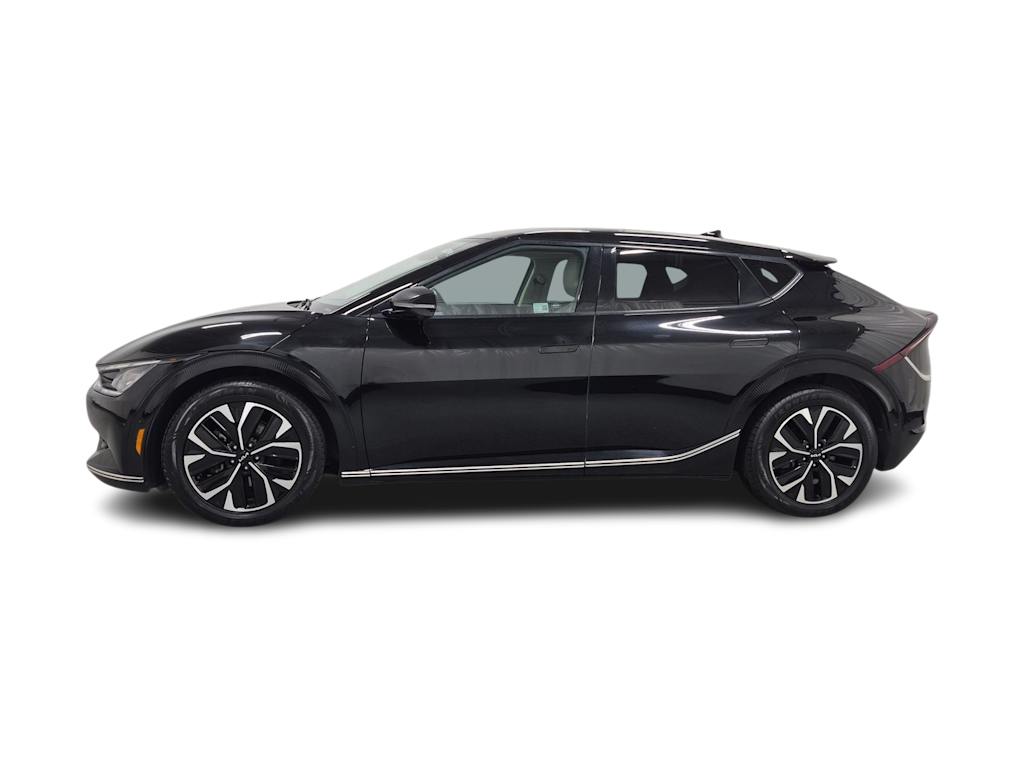 Thumbnail: 2022 Kia EV6 - 3