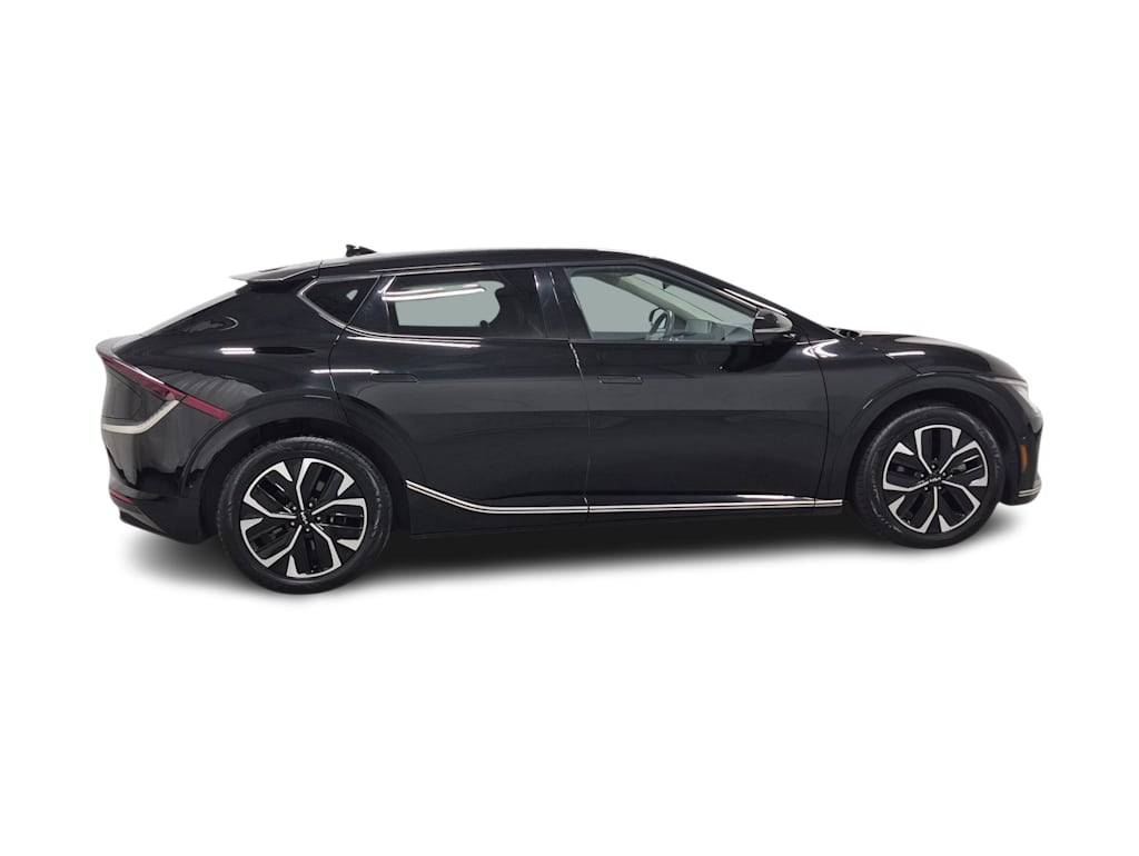 Thumbnail: 2022 Kia EV6 - 23