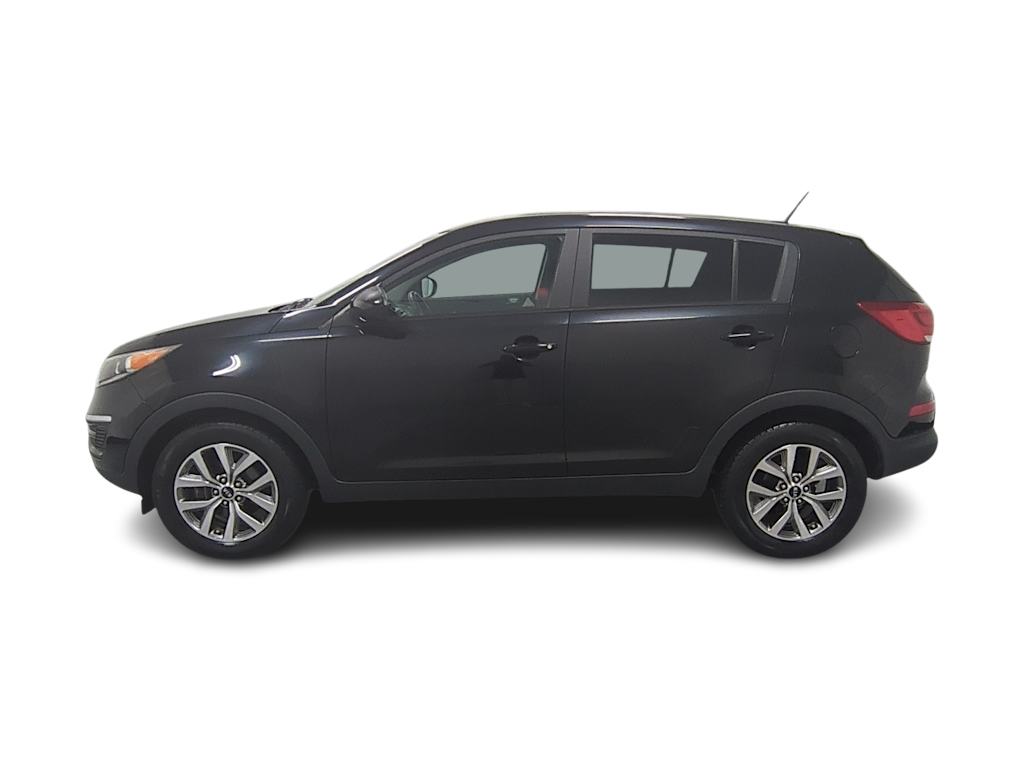 Thumbnail: 2015 Kia Sportage - 3