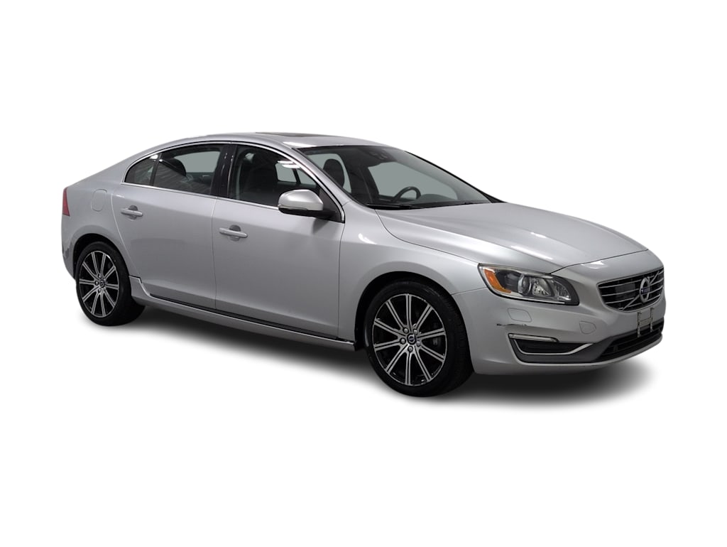 Thumbnail: 2017 Volvo S60 - 21