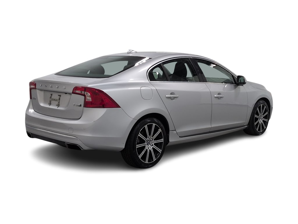 Thumbnail: 2017 Volvo S60 - 23