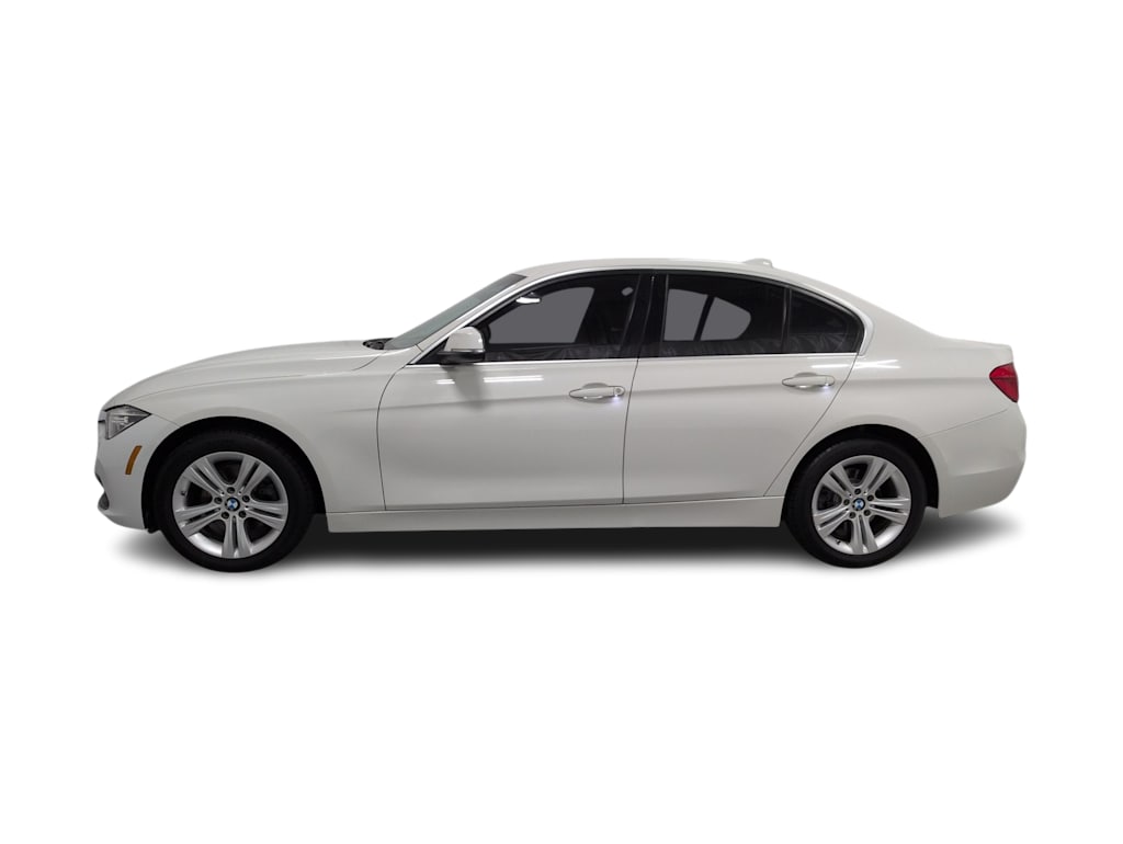 Thumbnail: 2018 BMW 3 Series - 3