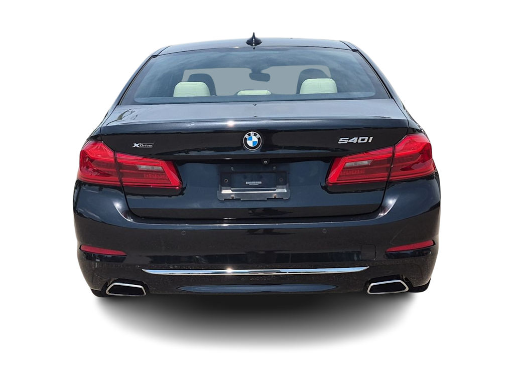Thumbnail: 2017 BMW 5 Series - 5