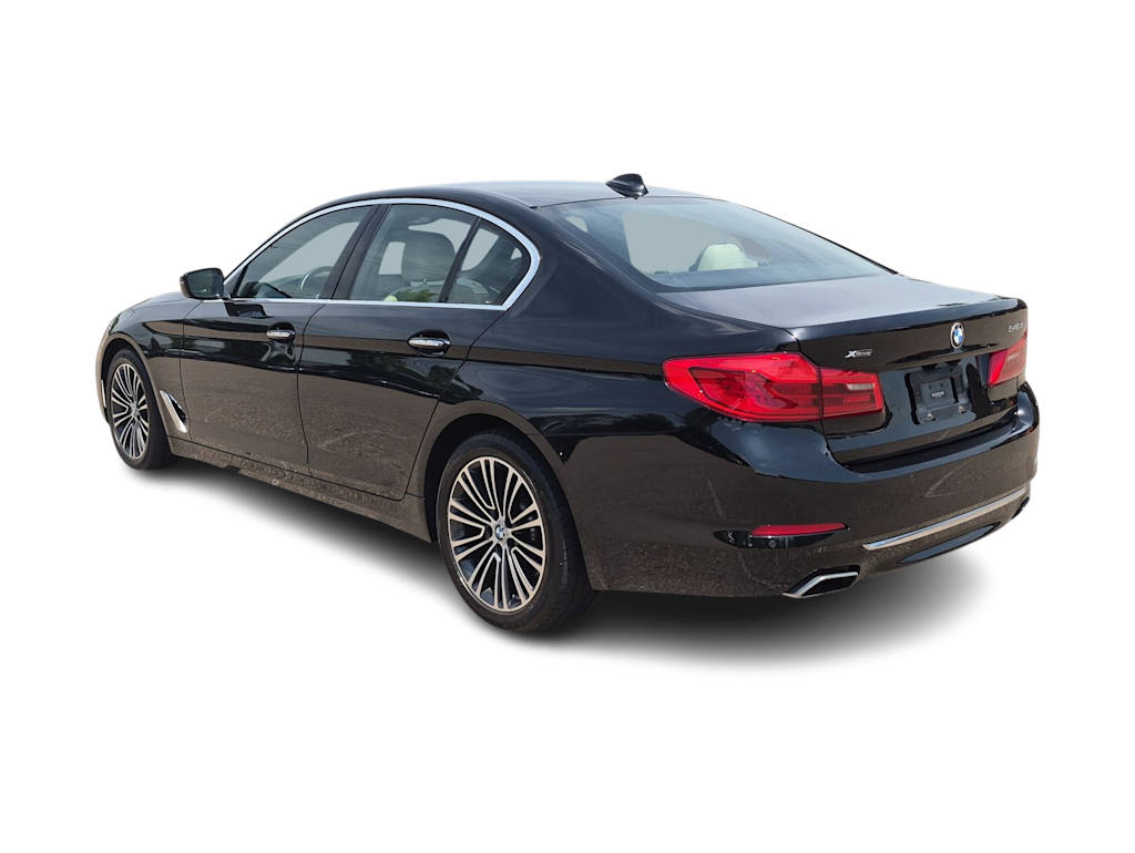 Thumbnail: 2017 BMW 5 Series - 4