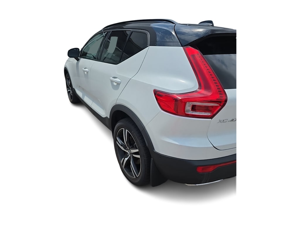 Thumbnail: 2019 Volvo XC40 - 4