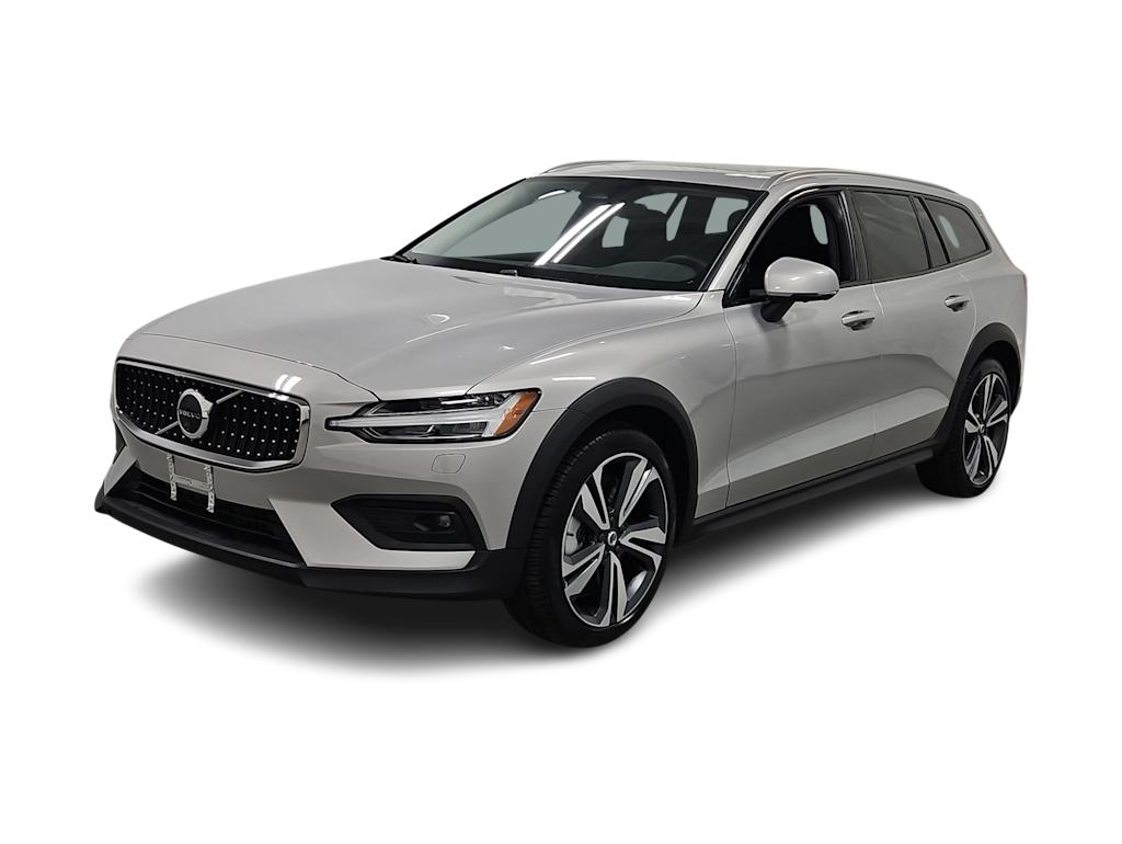 Thumbnail: 2025 Volvo V60 - 22