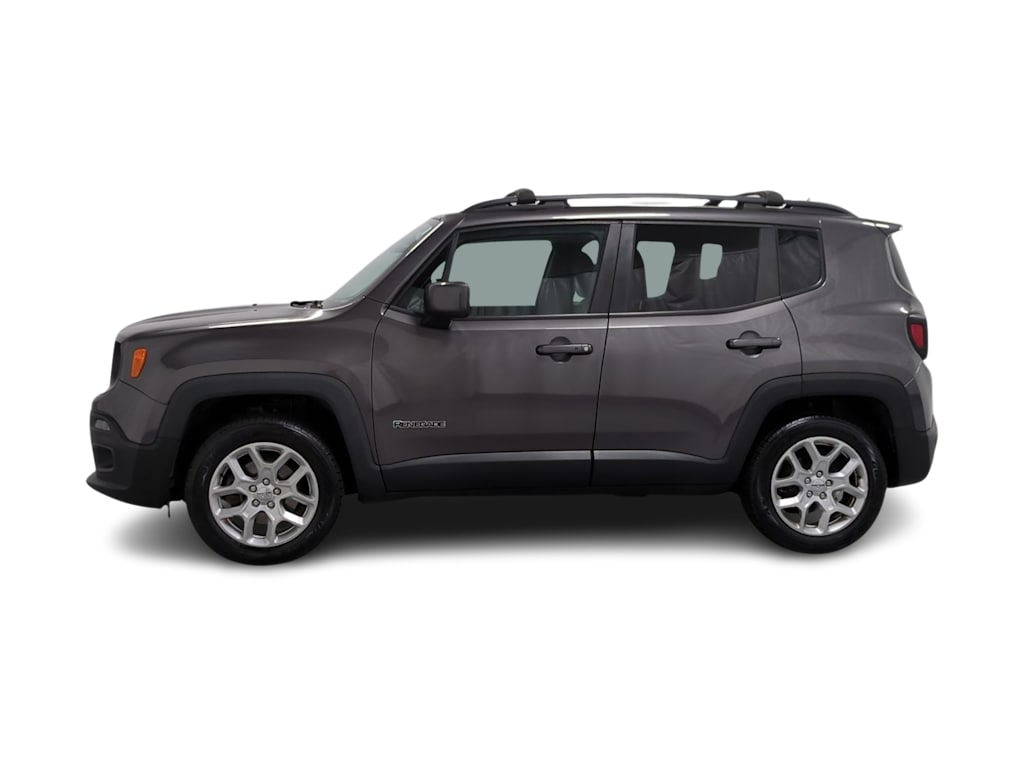 Thumbnail: 2016 Jeep Renegade - 3