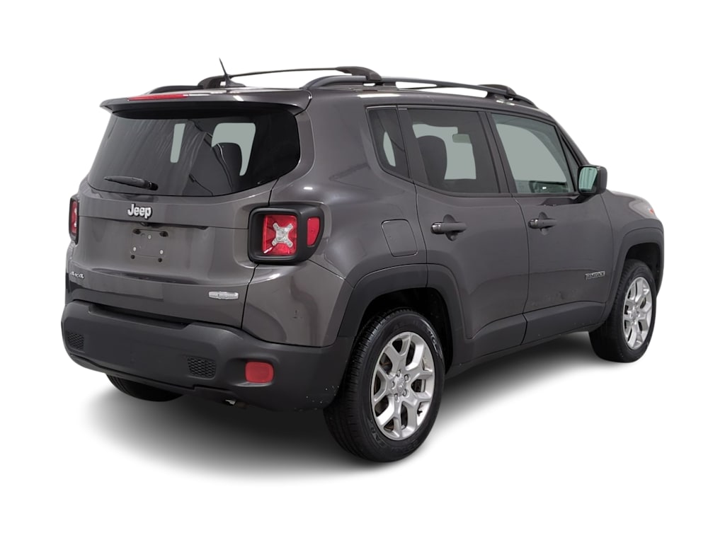 Thumbnail: 2016 Jeep Renegade - 22