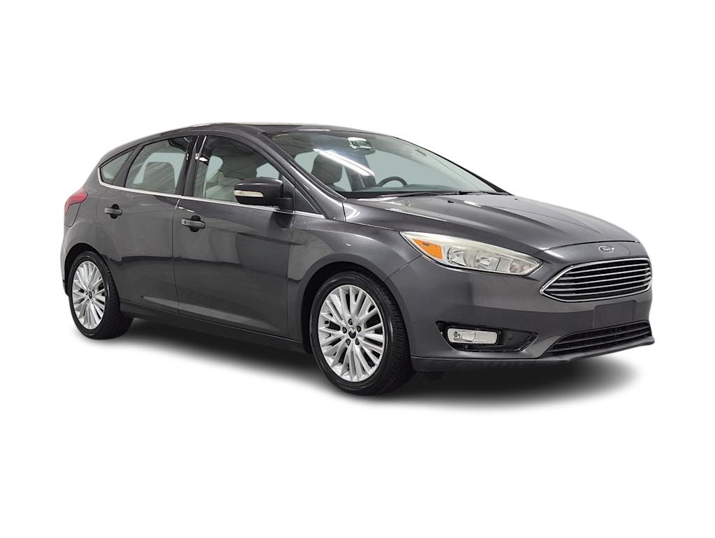 Thumbnail: 2016 Ford Focus - 20