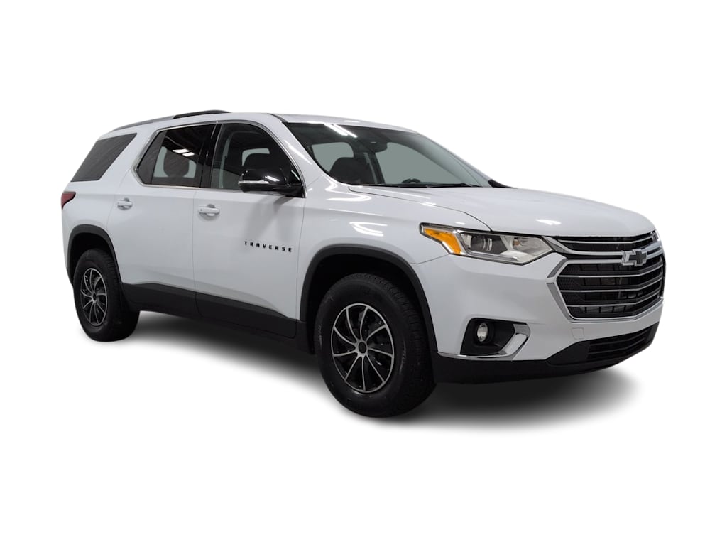 Thumbnail: 2018 Chevrolet Traverse - 20