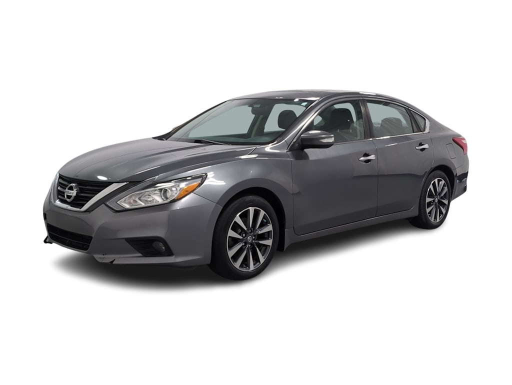 Thumbnail: 2017 Nissan Altima - 20