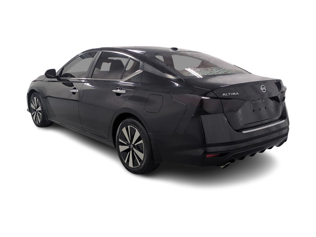 Thumbnail: 2022 Nissan Altima - 4