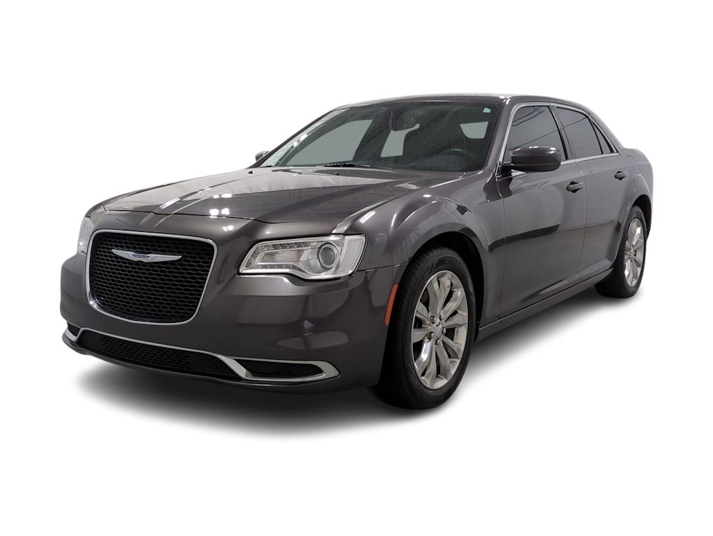 Thumbnail: 2022 Chrysler 300 - 22