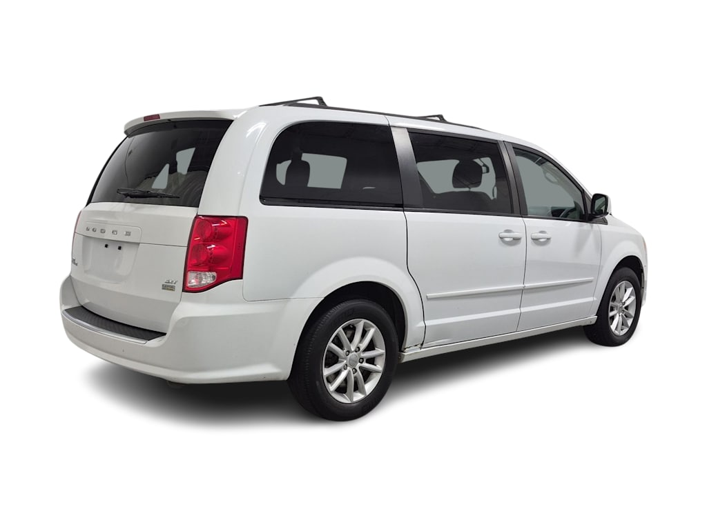 Thumbnail: 2016 Dodge Grand Caravan - 21