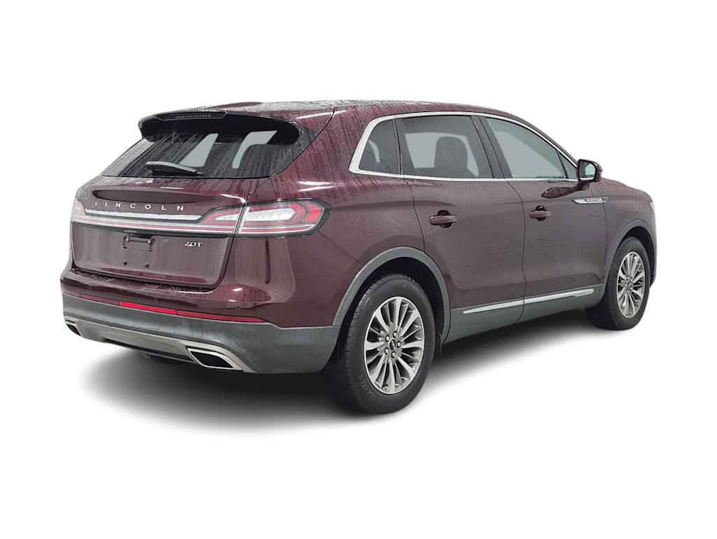 Thumbnail: 2019 Lincoln Nautilus - 21