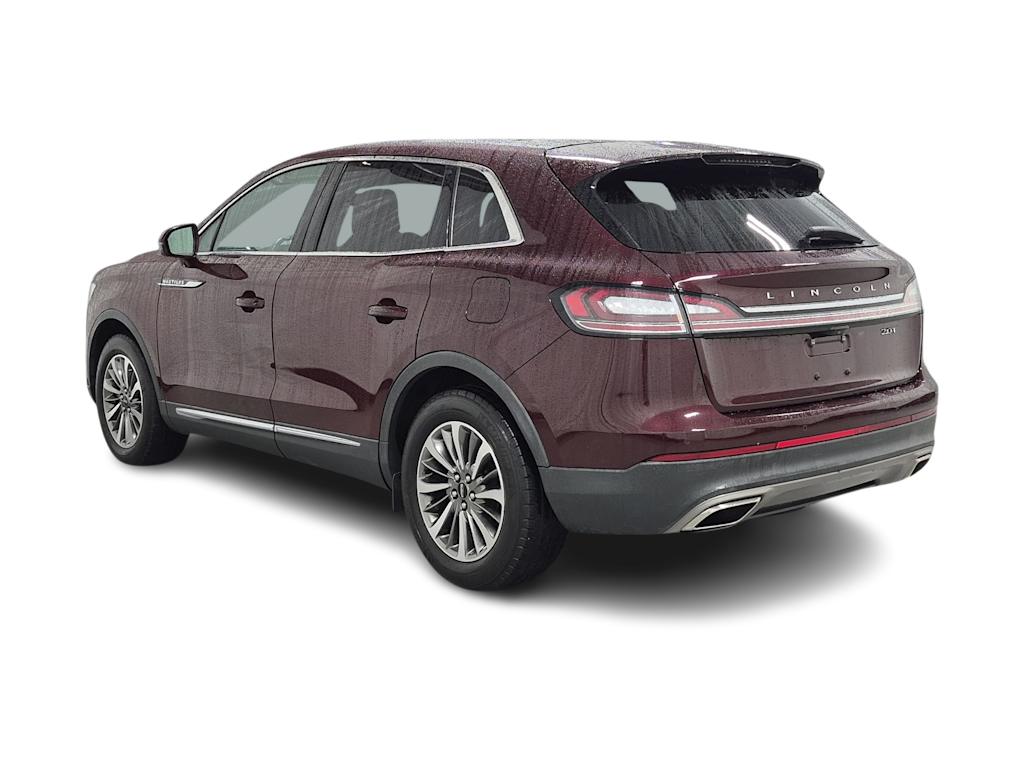 Thumbnail: 2019 Lincoln Nautilus - 4