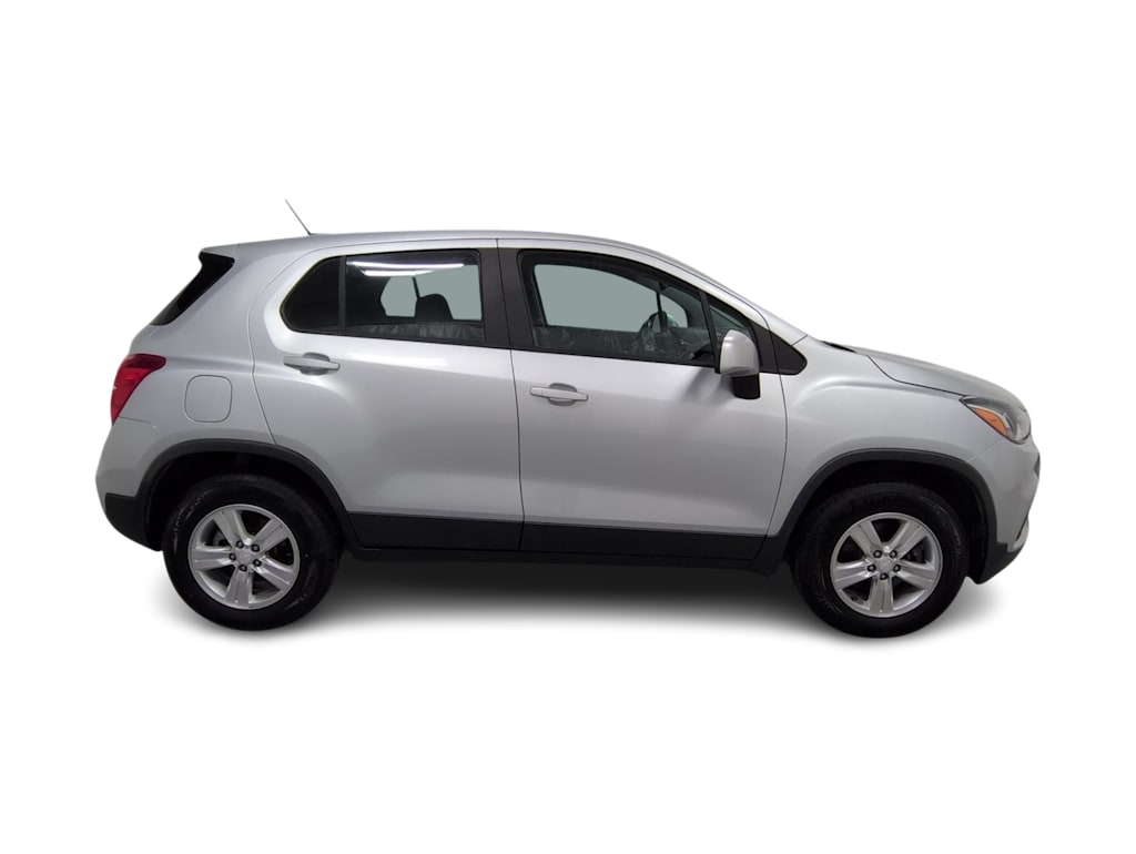 Thumbnail: 2019 Chevrolet Trax - 24