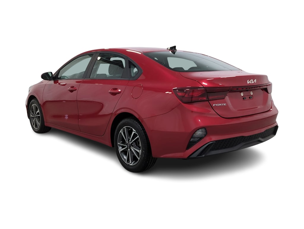 Thumbnail: 2024 Kia Forte - 4