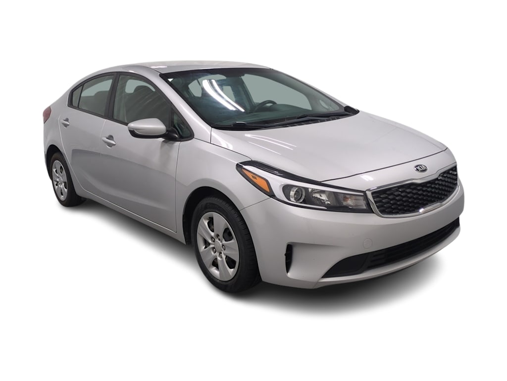 Thumbnail: 2018 Kia Forte - 21