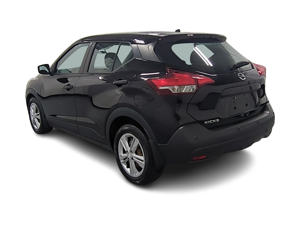 Thumbnail: 2020 Nissan Kicks - 4