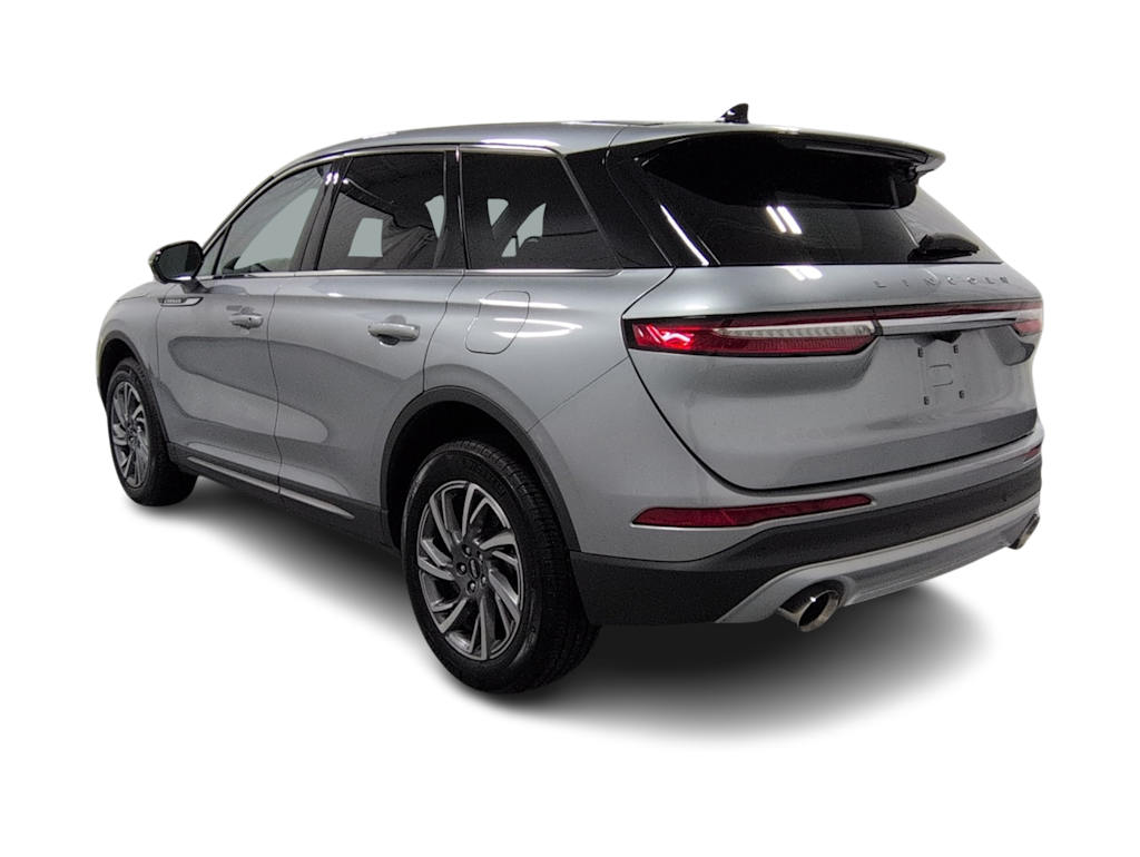 Thumbnail: 2023 Lincoln Corsair - 4