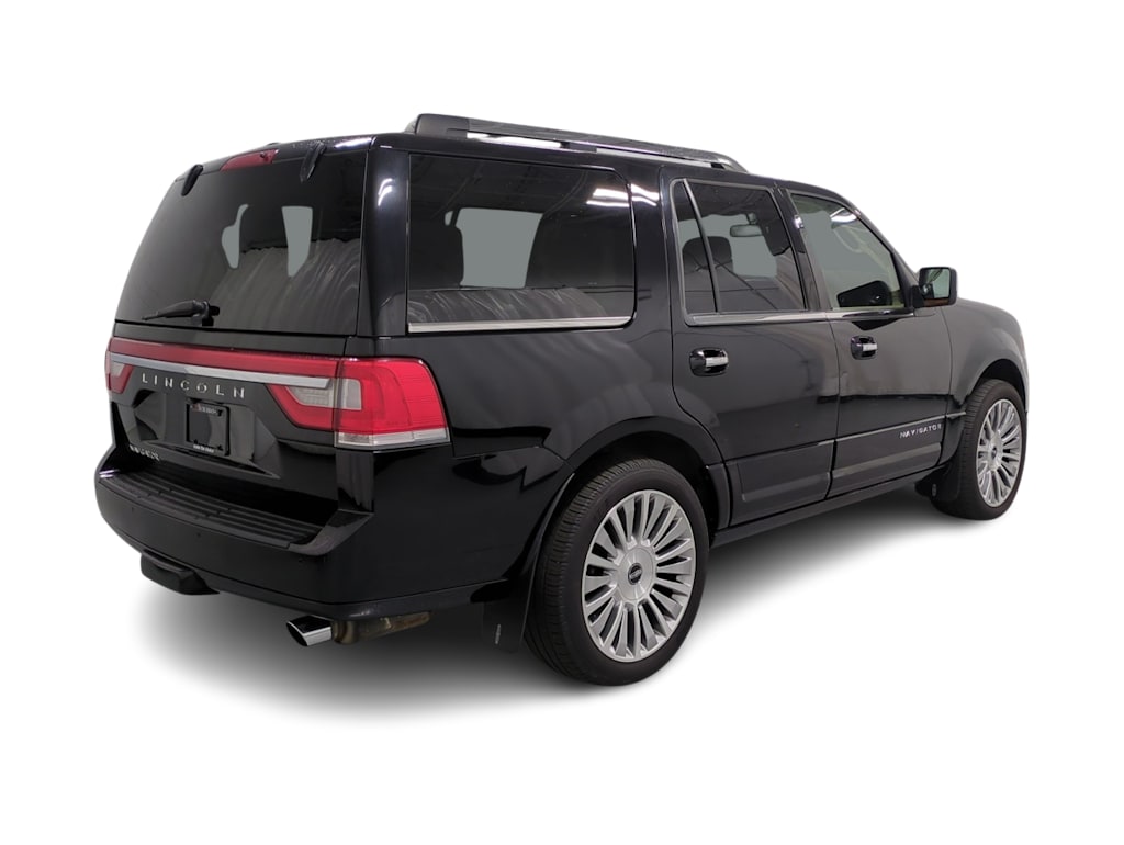 Thumbnail: 2017 Lincoln Navigator - 22