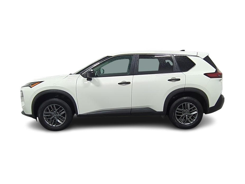 Thumbnail: 2022 Nissan Rogue - 3
