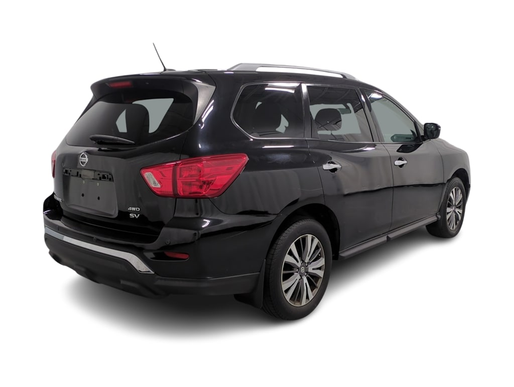 Thumbnail: 2017 Nissan Pathfinder - 22