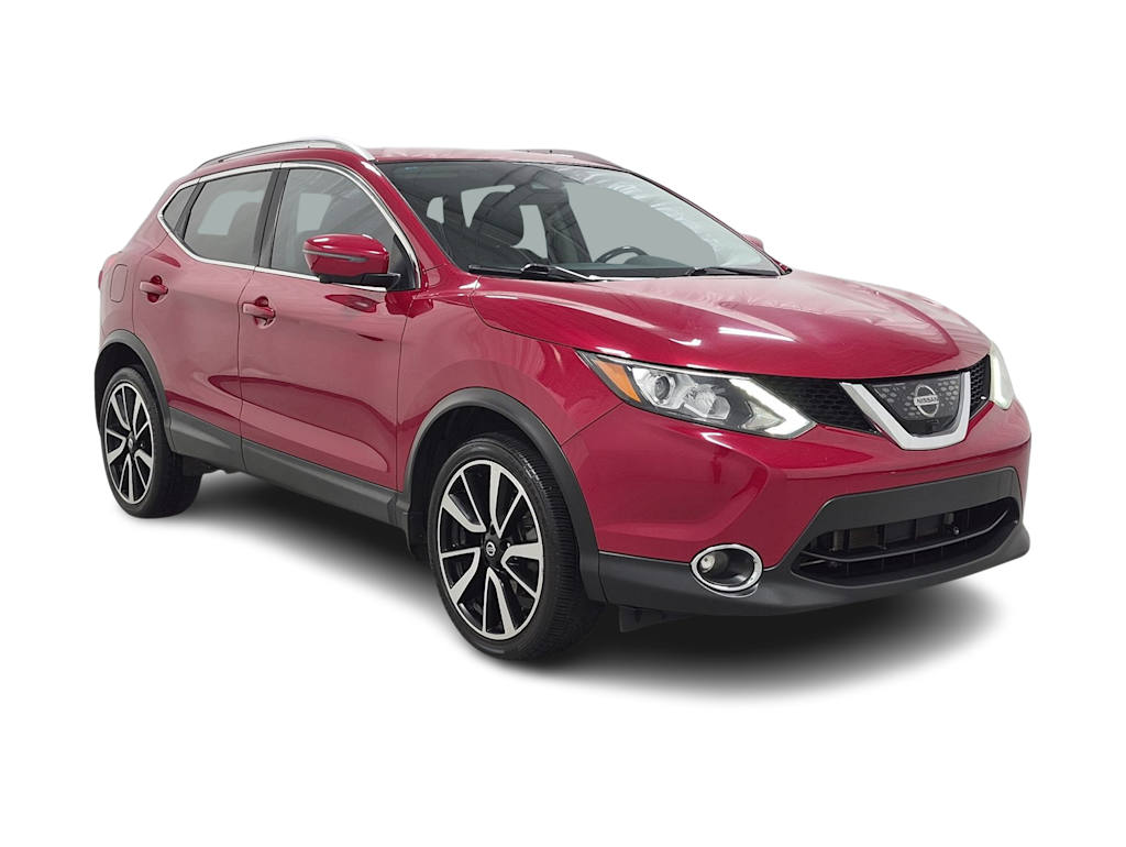 Thumbnail: 2018 Nissan Rogue Sport - 21