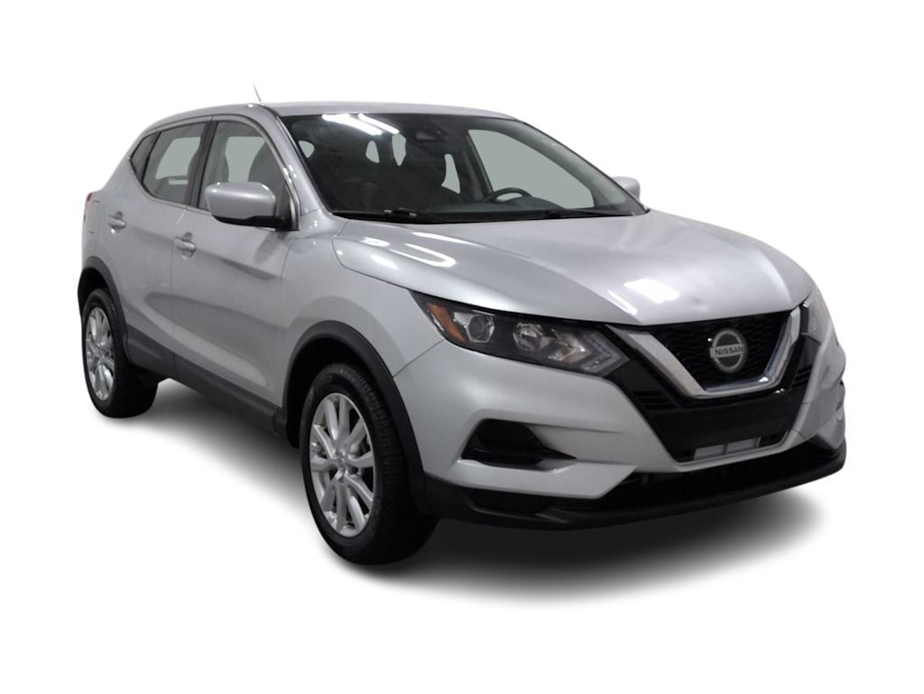 Thumbnail: 2020 Nissan Rogue Sport - 20