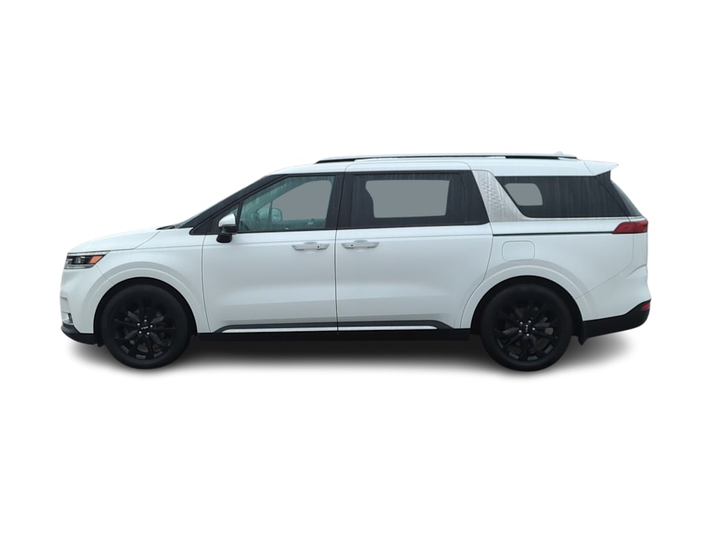 Thumbnail: 2023 Kia Carnival - 3