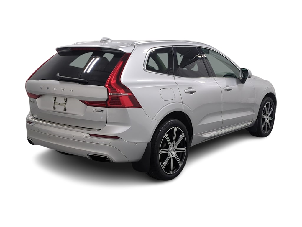 Thumbnail: 2018 Volvo XC60 - 21