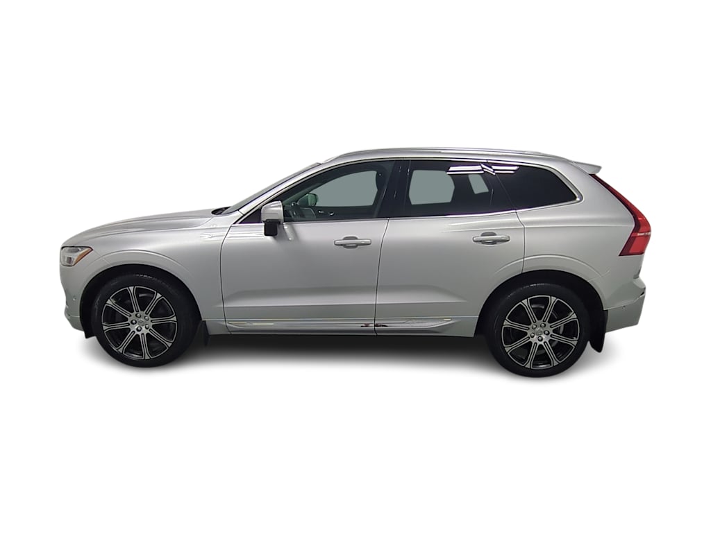 Thumbnail: 2018 Volvo XC60 - 3
