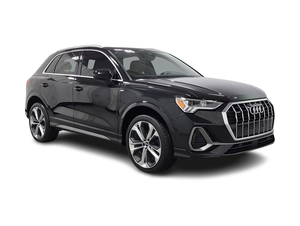 Thumbnail: 2021 Audi Q3 - 21