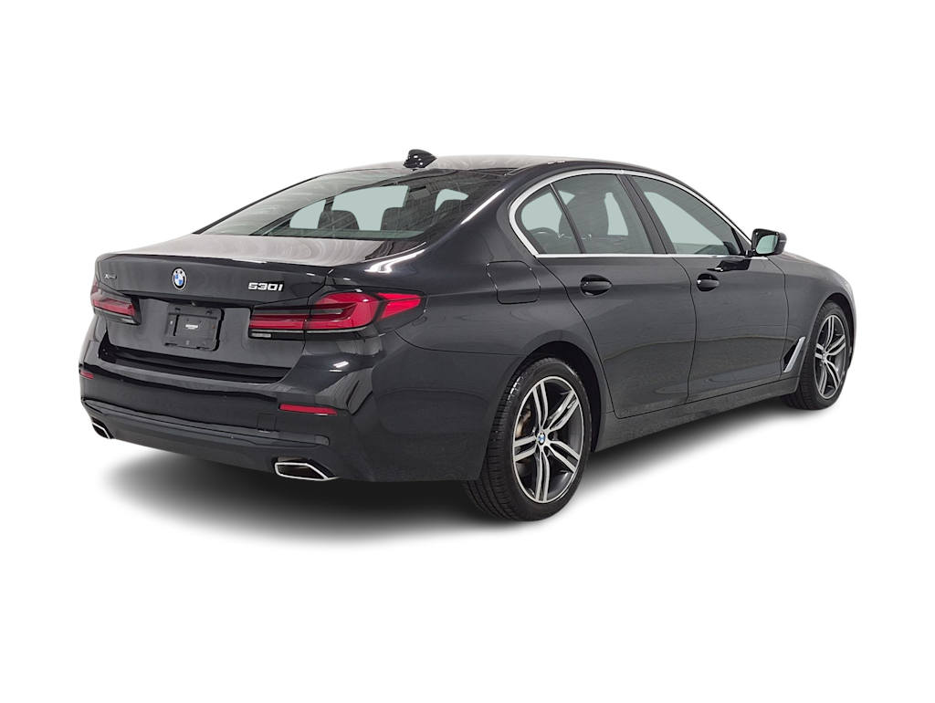 Thumbnail: 2022 BMW 5 Series - 23