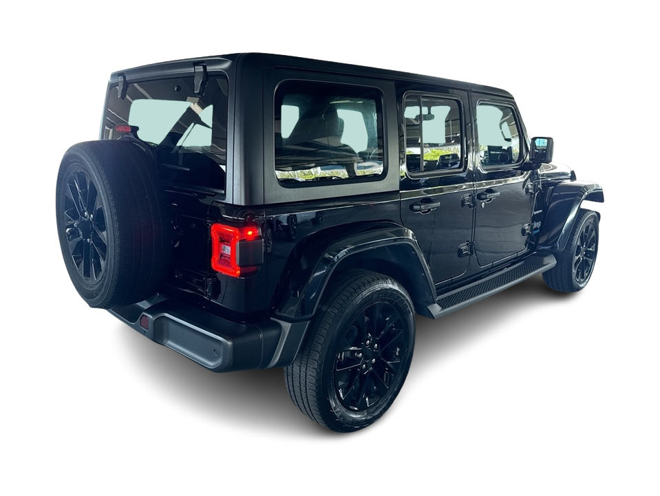 Thumbnail: 2021 Jeep Wrangler - 23