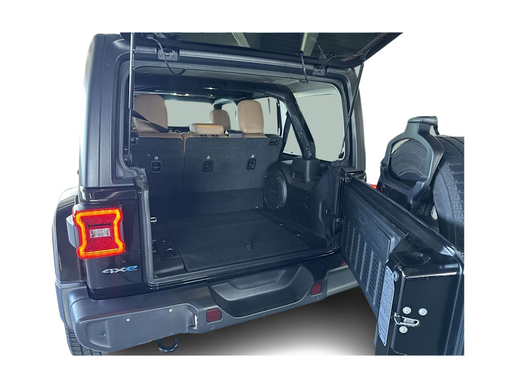 Thumbnail: 2021 Jeep Wrangler - 17