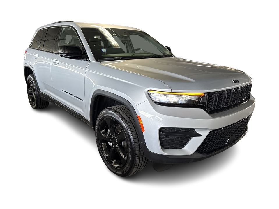 2024 Jeep Grand Cherokee Laredo 25