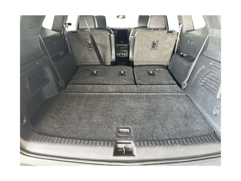 Thumbnail: 2024 GMC Acadia - 17