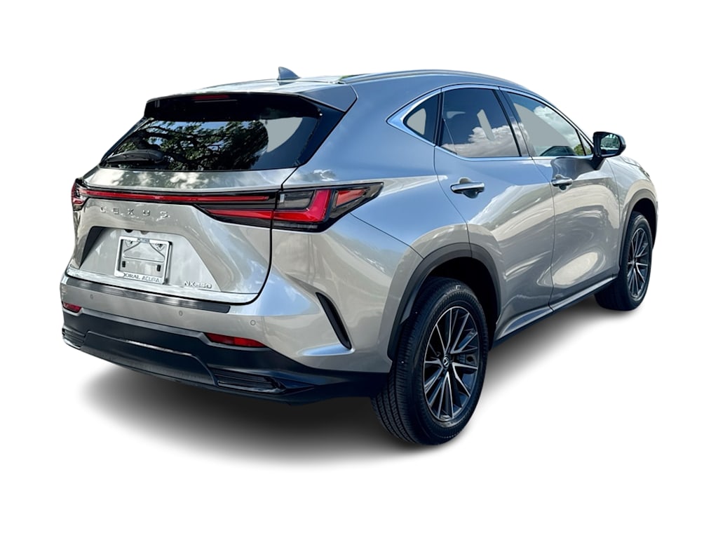 Thumbnail: 2024 Lexus ES - 22