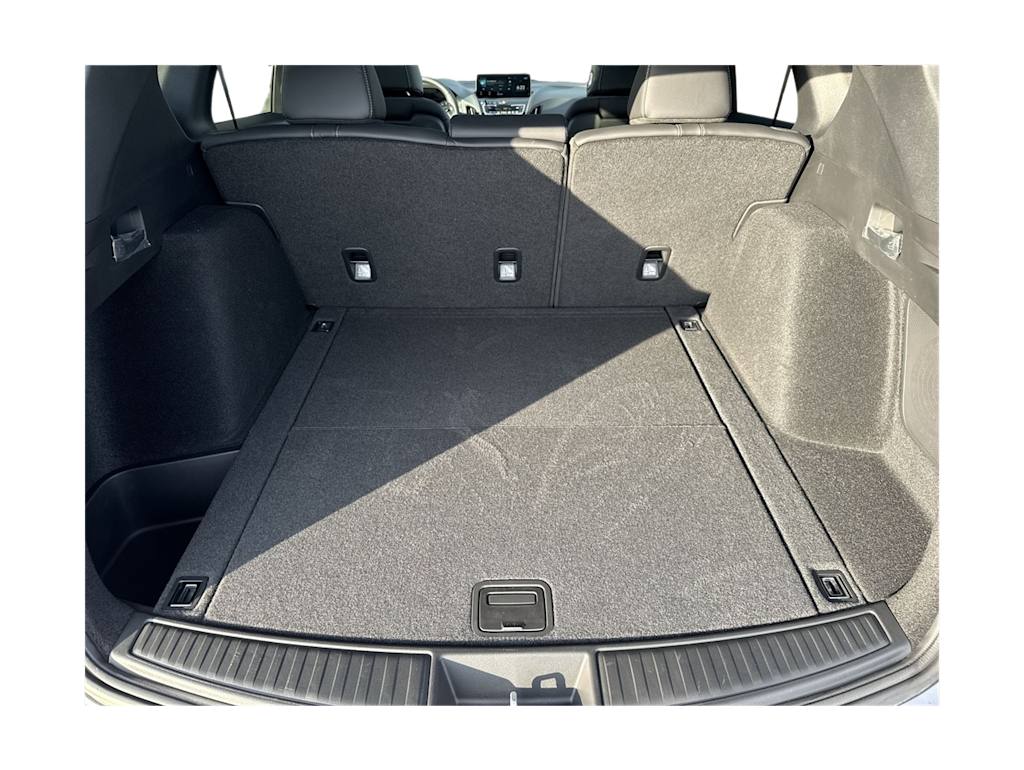 Thumbnail: 2025 Acura RDX - 18