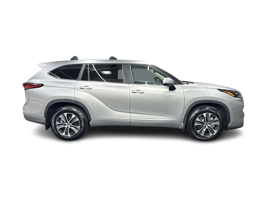 2023 Toyota Highlander XLE 21