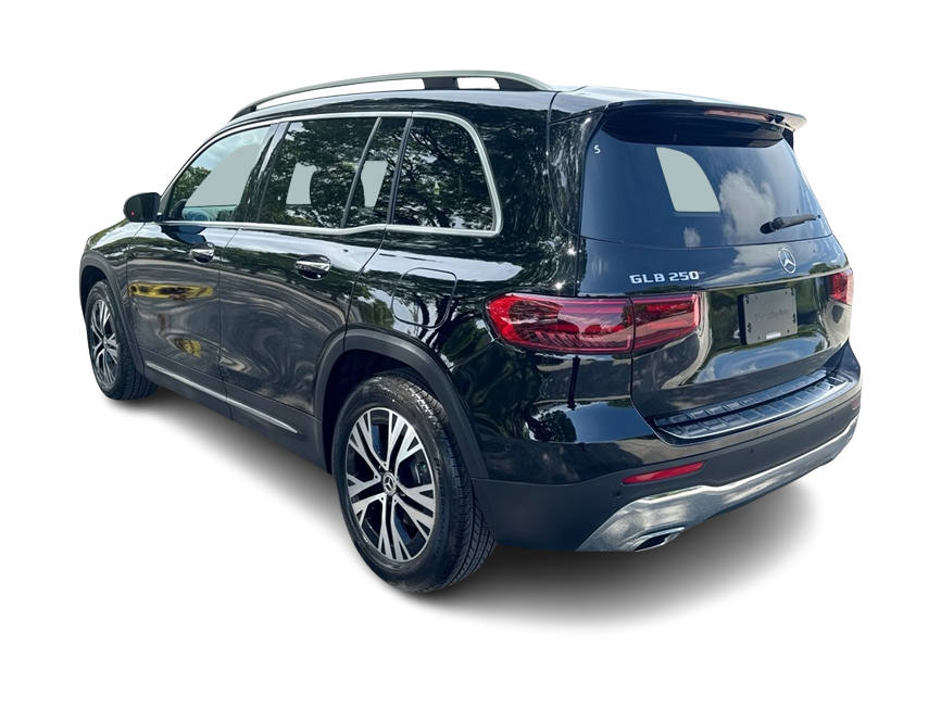 Thumbnail: 2024 Mercedes-Benz GLB - 4